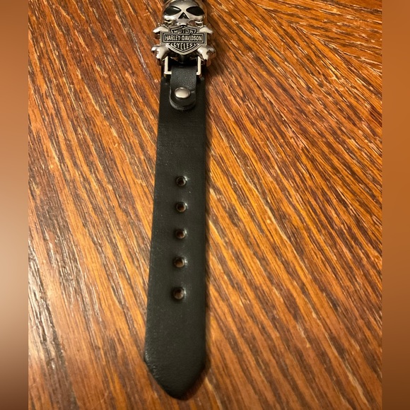 🏍🇺🇸Harley-Davidson Motor Cycles Black Leather Skull & Crossbones Bracelet! - Picture 8 of 16